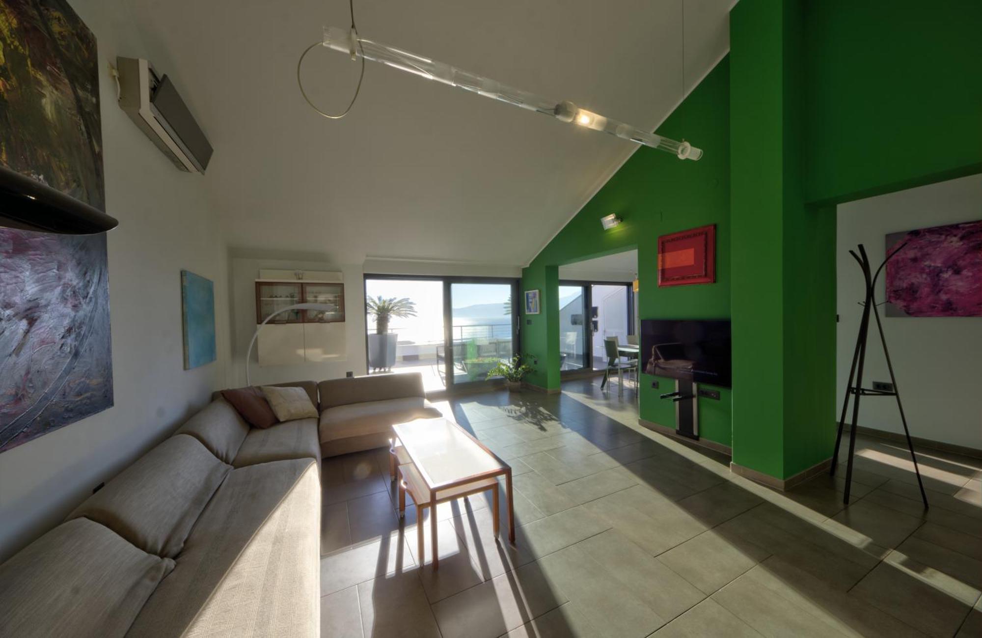 Penthouse Belvedere City View With Private Parking Rijeka Exterior foto