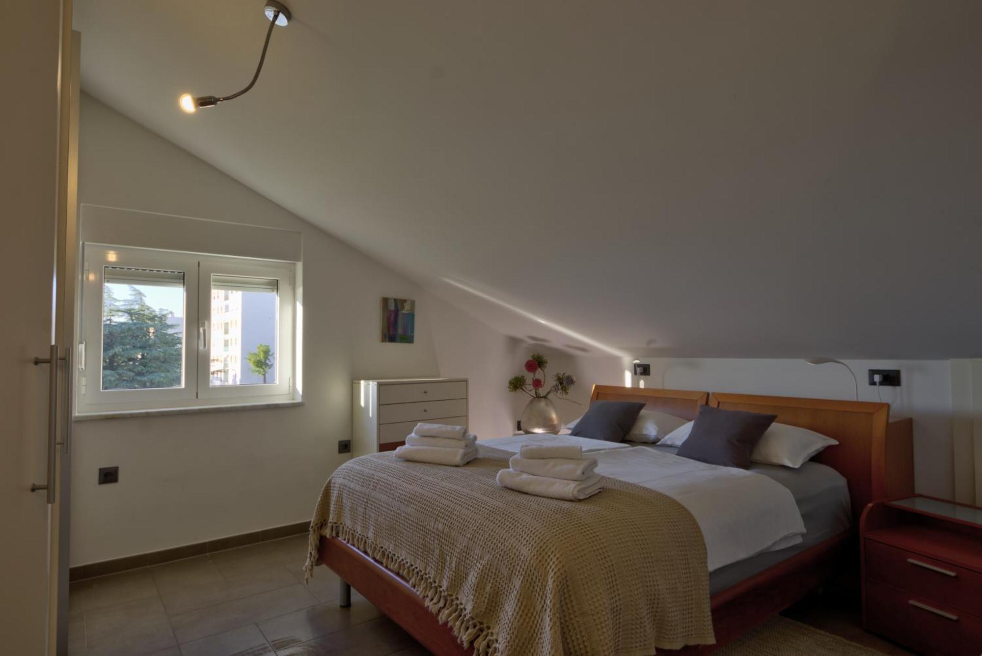 Penthouse Belvedere City View With Private Parking Rijeka Exterior foto